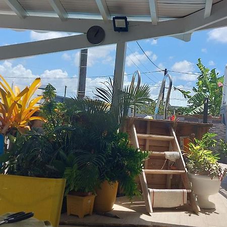 Haut De Villa Agreable Et Paisible Climatise, Wifi Anse-Bertrand 外观 照片